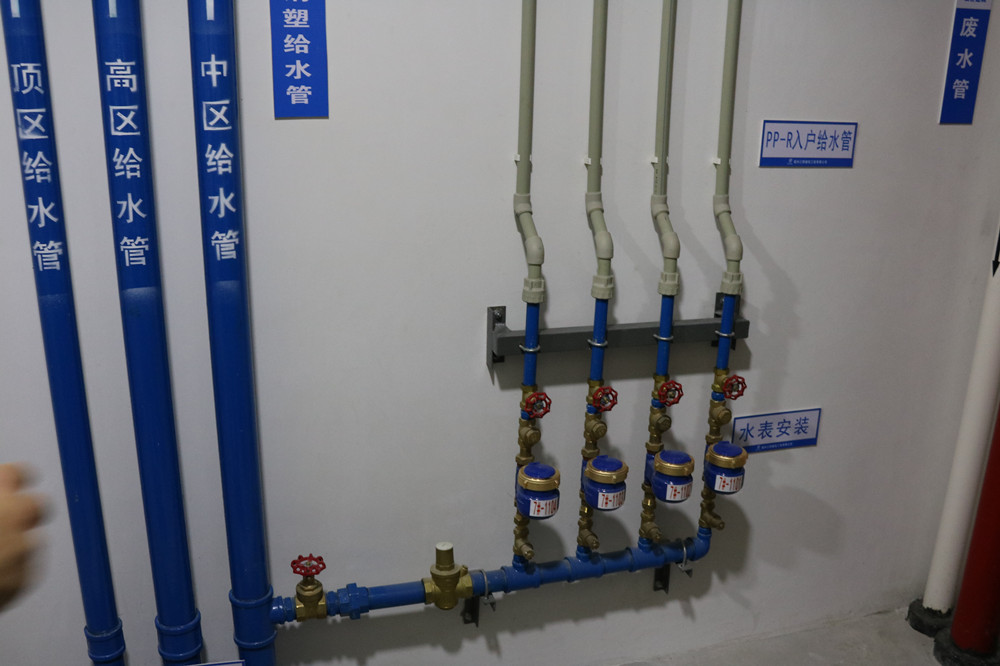 公司參加2017年第一次全省住宅質(zhì)量通病防治及建筑施工安全標(biāo)準(zhǔn)化（工地消防）現(xiàn)場觀摩會(huì)