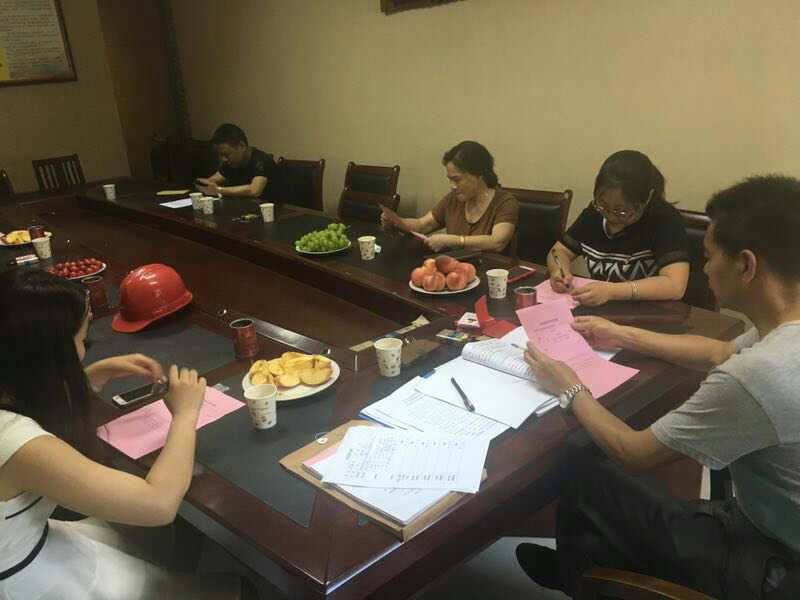 2017年7月1日黨員會議《會議主題：一、學(xué)習(xí)廖俊波找差距、抓落實(shí)主題組織生活會。二、學(xué)習(xí)袁毅同志在學(xué)習(xí)廖俊波同志先進(jìn)事跡座談會上的講話。三、劉云山在福建調(diào)研時強(qiáng)調(diào)學(xué)習(xí)弘揚(yáng)廖俊波同志崇高精神在為民實(shí)干中發(fā)揮先鋒模范作用的文章。》